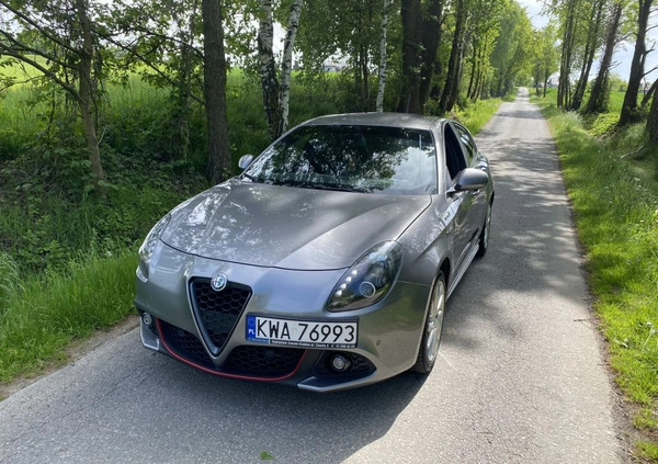 Alfa Romeo Giulietta cena 52200 przebieg: 124500, rok produkcji 2016 z Skawina małe 254